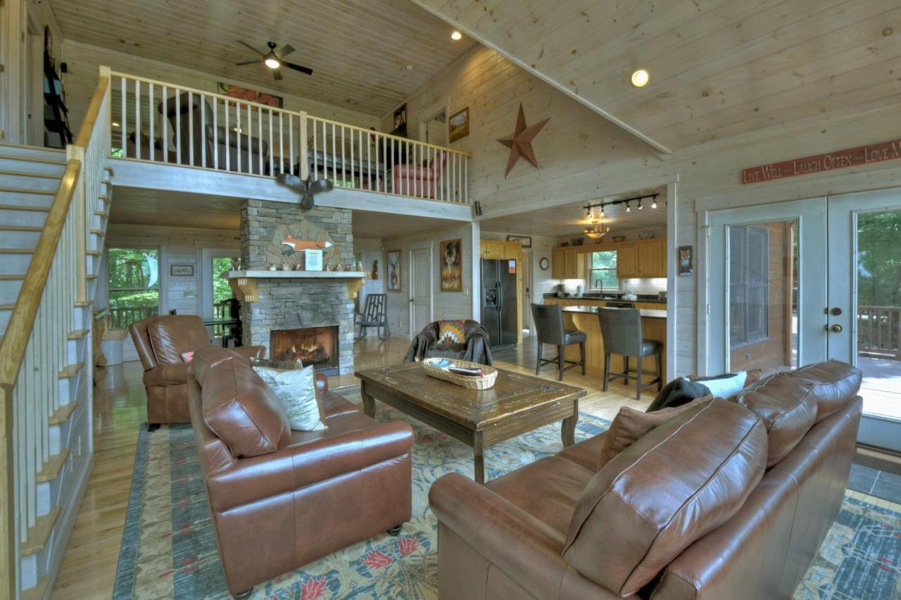 Champagne Chalet - Cuddleup Morganton Exterior foto